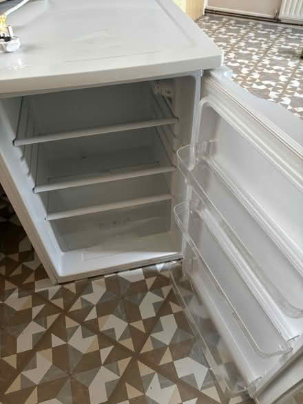 Photo of free Fridge (Faringdon SN7) #3