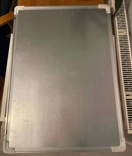 Photo of free Medium sized magnetic whiteboard (Al7 3ux) #3