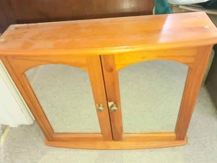 Photo of free Small bathroom cabinet (Bourton on the Water GL54) #2