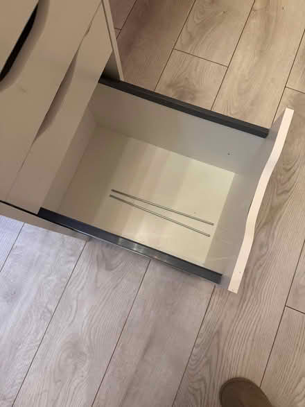 Photo of free Desk (Craven Road CV21) #2