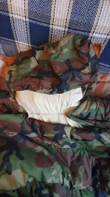 Photo of free Single camo hooded sleeping bag (Chichester Lavant PO18) #4