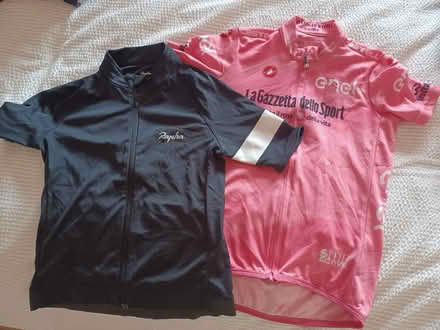 Photo of free Kids cycling tops age 10 (Sale M33) #1