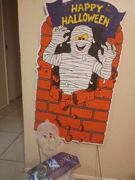 Photo of free Halloween Decorations (Birdland) #1
