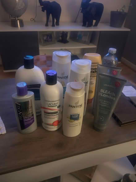 Photo of free Shampoo/Conditioner (Luton LU3) #1