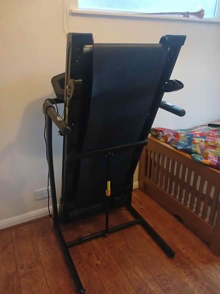 Photo of free Treadmill needs fixing (Mapperley DE7) #1