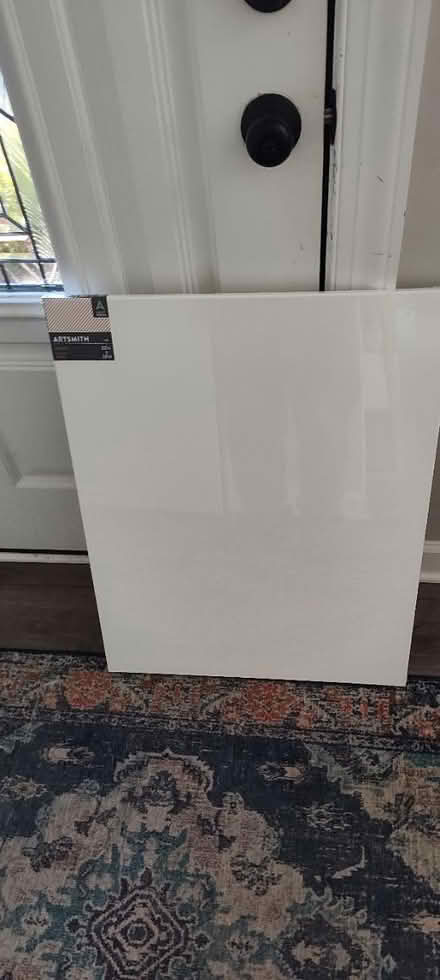 Photo of free Painting canvas 22x28 (21702) #1