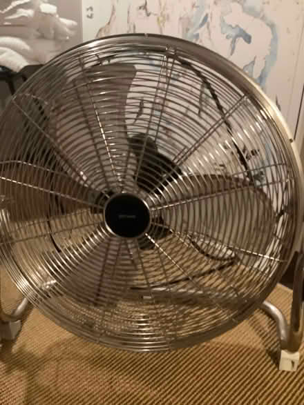 Photo of free Fan - needs repair (Chalk Farm NW3) #1