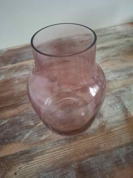 Photo of free Pink glass vase/decorative glass jar (New Marston OX3) #1