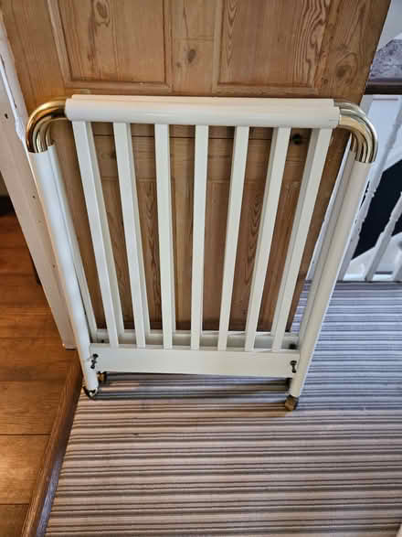 Photo of free Vintage baby/toddler cot - missing fixings (Merton SW19) #1