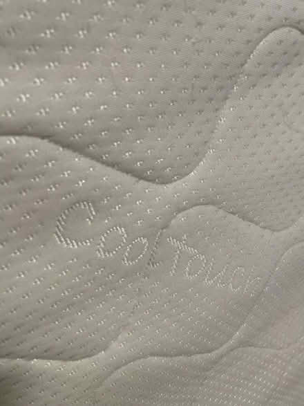 Photo of free eXtreme Comfort Single Mattress (Walton-on-Thames KT12) #1