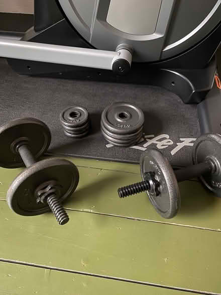 Photo of free Dumbbell Set Adjustable Plates (Liskeard Village) #1