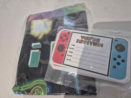 Photo of free Party table cloth & 6 invitations (Southbourne) #2