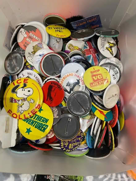 Photo of free Multiple badges from 1970 - now (BR4) #2