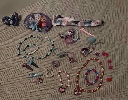 Photo of free Assortment of Princess Accessories (SE24) #1