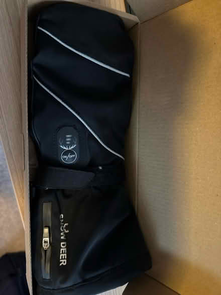 Photo of free Right hand heated glove size L (W Cary near Green Hope High) #1