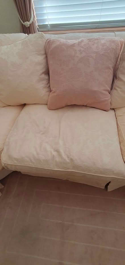 Photo of free Corner sofa - must collect today (G76 0ex) #2