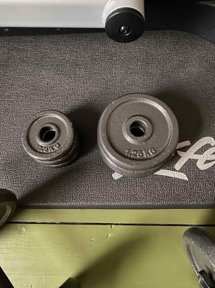 Photo of free Dumbbell Set Adjustable Plates (Liskeard Village) #2