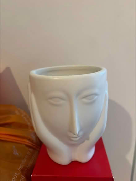 Photo of free Flowerpot (Chiswick W4) #1