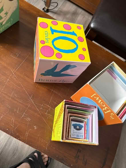 Photo of free Tot Tower Toy (Uplands / Paul Anka) #3