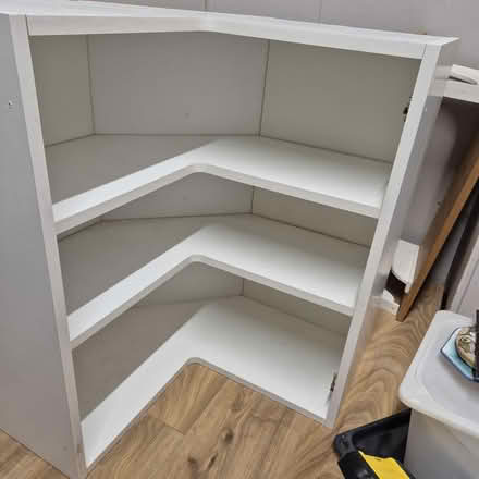 Photo of free Howdens kitchen wall unit (Morden SM4) #2