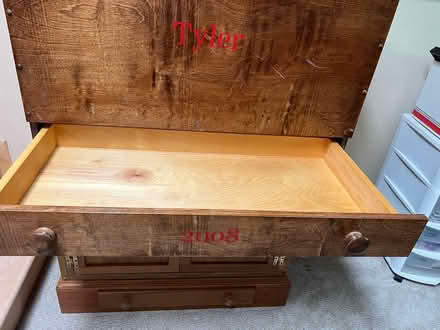 Photo of free Wood Toy box (Near Sylvan Park) #3