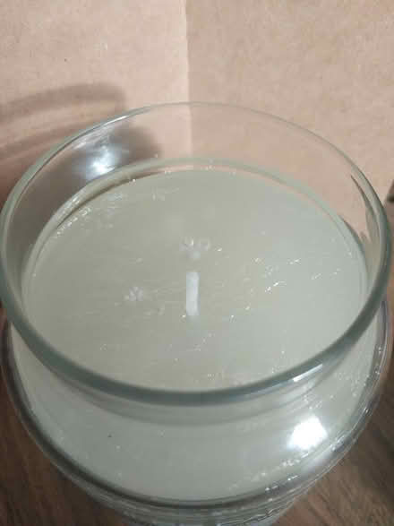 Photo of free Yankee Candle - Beach Walk (never used, older/retired scent) (New Malden KT3) #1