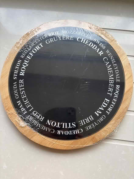 Photo of free Cheese board (Broomgrove TN34) #1
