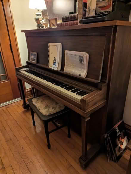 Photo of free 1921 Baldwin "Ellington" Upright (Fort Washington MD) #3