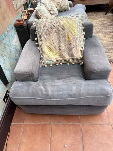 Photo of free 3 piece suite (Lambs Green RH12) #3