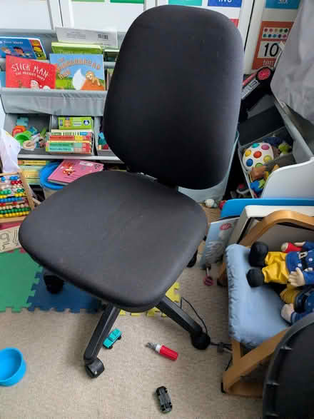 Photo of free Desk chair (Caldecott OX14) #1