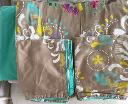 Photo of free 01 Standard double duvet cover grn (Windsor SL4) #1