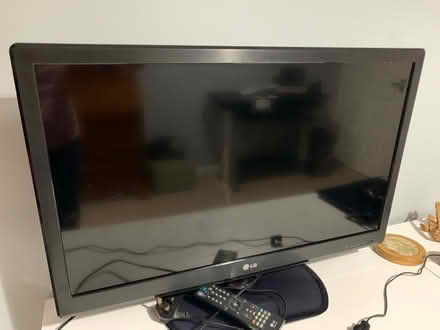 Photo of free 32 “ tv (Gobowen SY10) #1