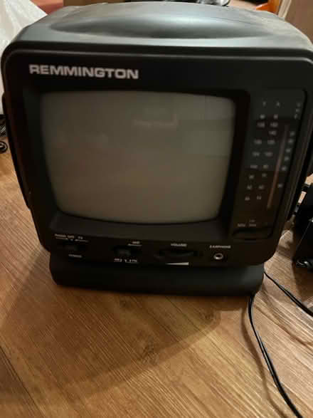 Photo of free Mini tv and radio (BS16) #1