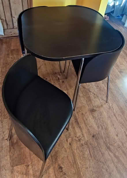 Photo of free 4-seater Ikea dining table (easton, BS5) #3