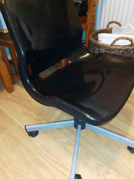 Photo of free Black swivel chair on castors (Barry CF62) #2