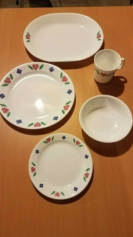 Photo of free Corelle dinnerware (Raritan Township/Ringoes) #1