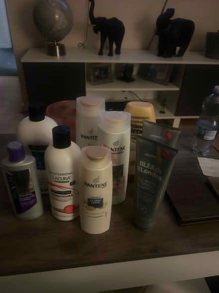 Photo of free Shampoo/Conditioner (Luton LU3) #2