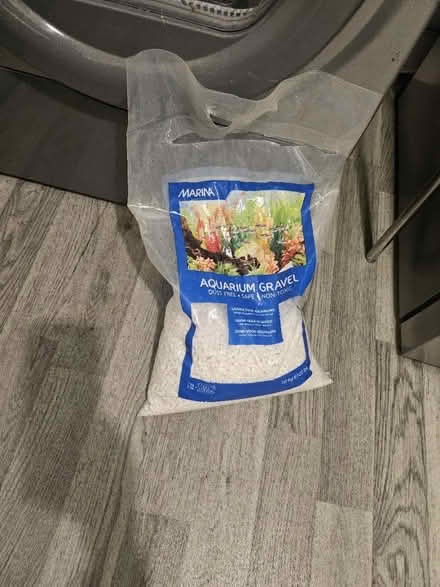 Photo of free Aquarium gravel white (Swinton M27) #1