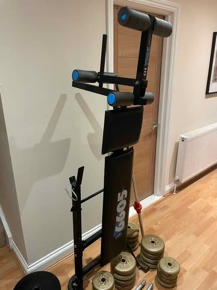 Photo of free Weight bench and weights (Top Amersham HP6) #4