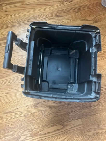 Photo of free Wheeled bin with extend handle (Royal Oak, MI) #2