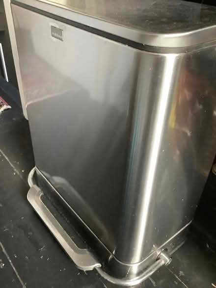 Photo of free Simplehuman bin (Chalk Farm NW3) #1