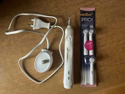 Photo of free Electric toothbrush and/or heads (Bowerham LA1) #1