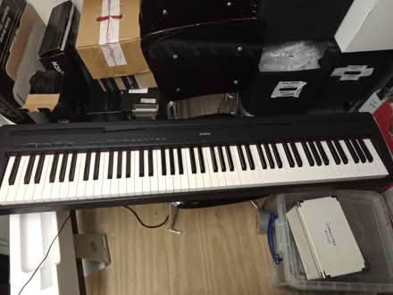 Photo of free Yamaha keyboard (Hackney Wick E15) #1