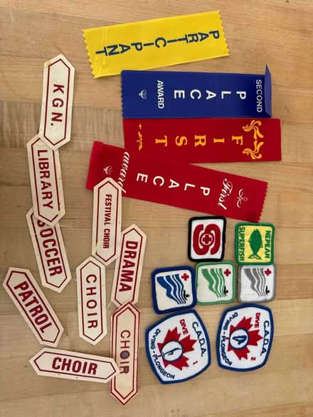 Photo of free Random vintage badges and ribbons (Britannia) #1