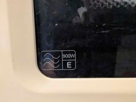 Photo of free Kenwood 900W digital microwave (Nuneaton CV11) #4