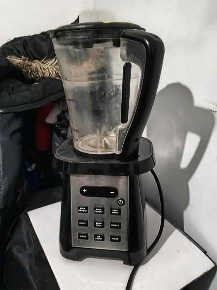 Photo of free Blender and soup maker (Tipton DY4) #2