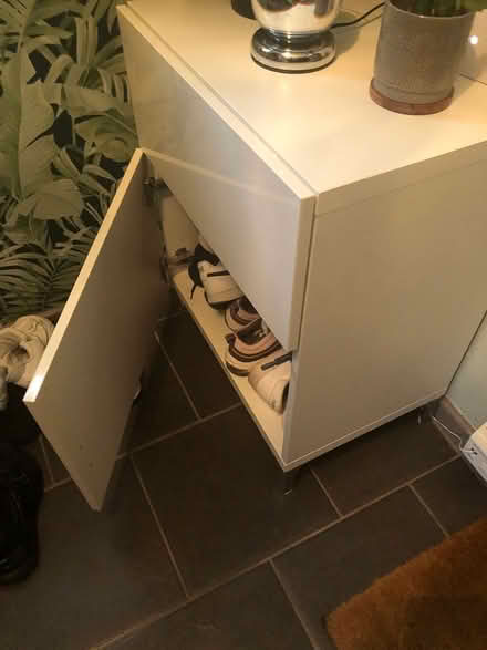 Photo of free White drawer with cupboard (Bedworth CV12) #3