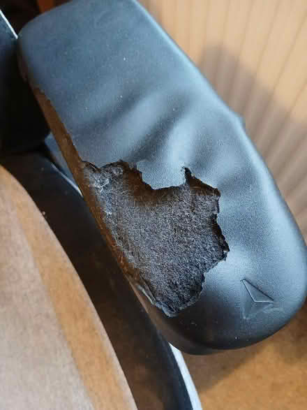 Photo of free Secret Lab gaming chair (Bottling Wood WN1) #2