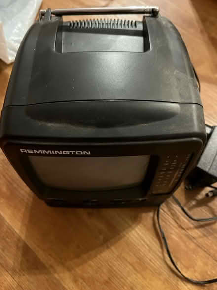 Photo of free Mini tv and radio (BS16) #2