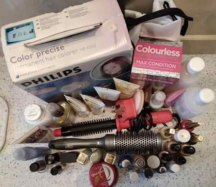 Photo of free Cosmetic/Hair Accessories (DA1) #2